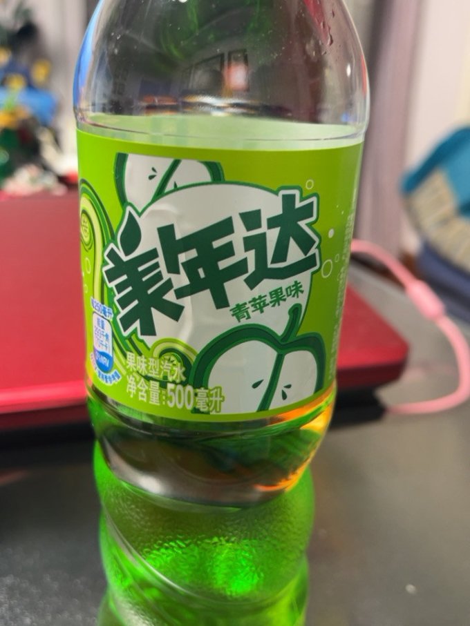美年达碳酸饮料