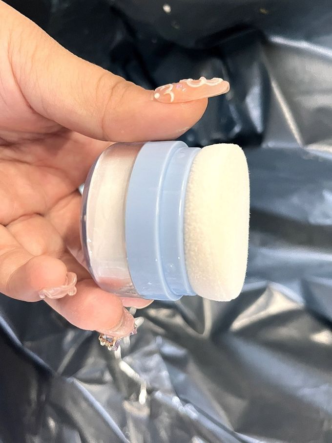 韩伦美羽定妆产品