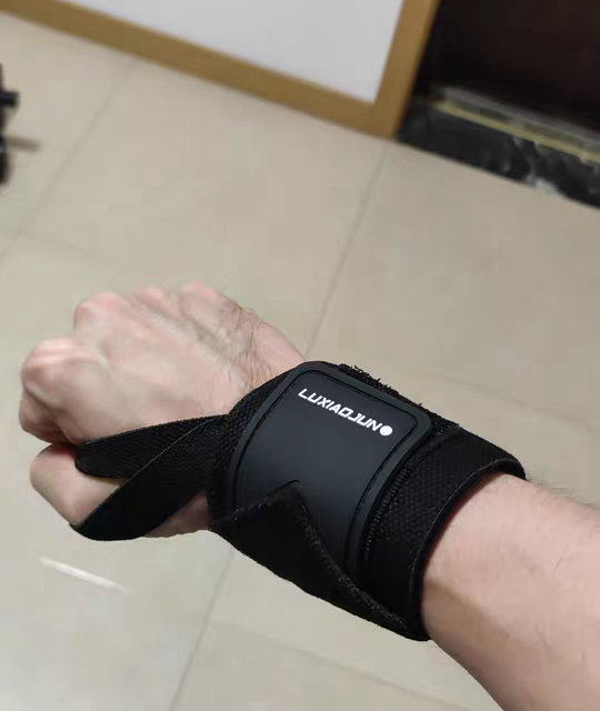 力量训练的护具，有多么必要