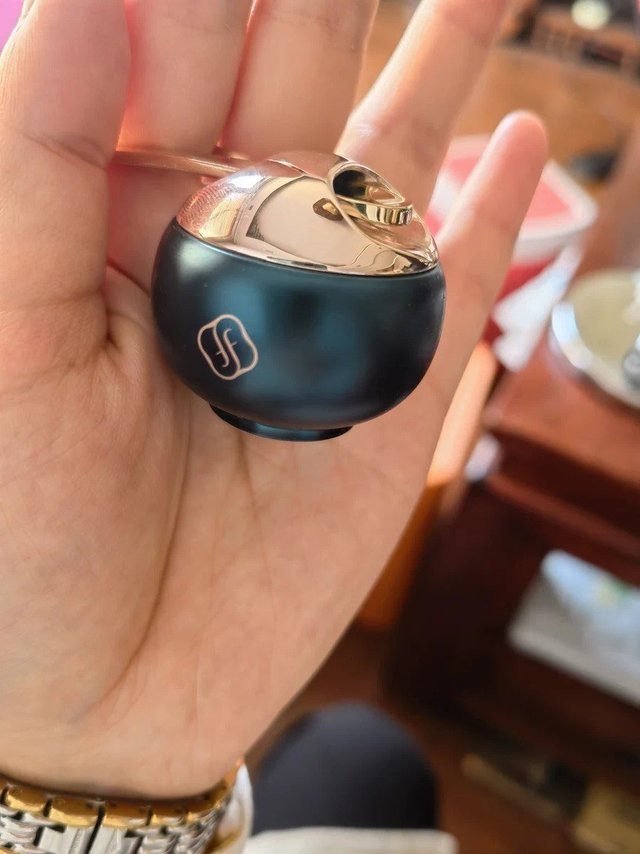 花西子的唇膜，好用又可爱