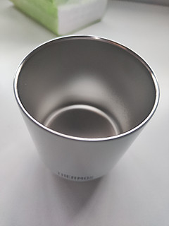 非常小巧的日本进口不锈钢保温杯
