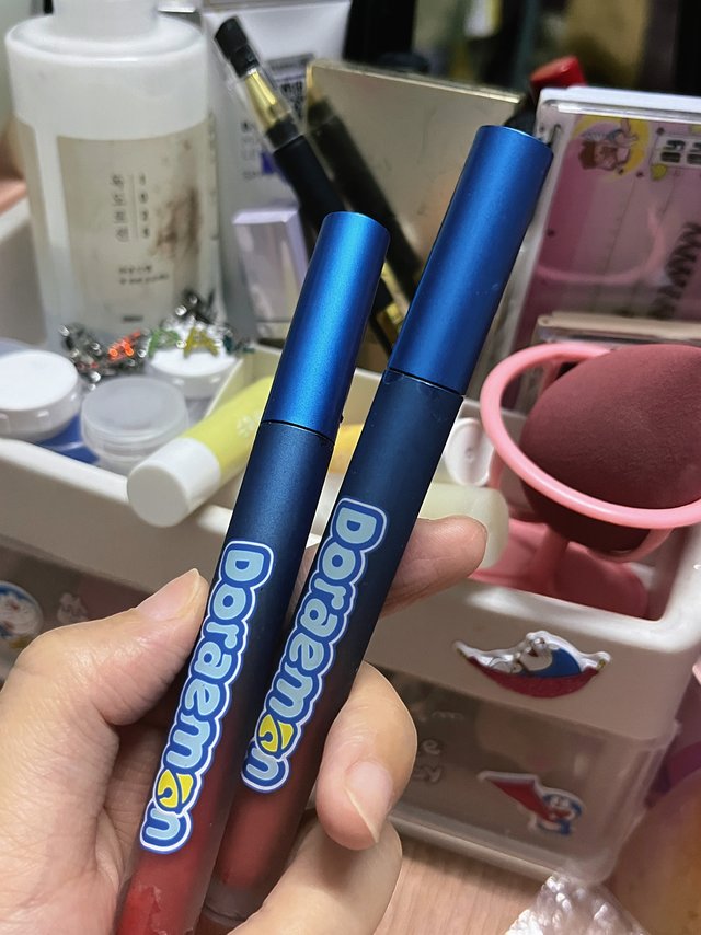 哆啦A梦联名唇釉