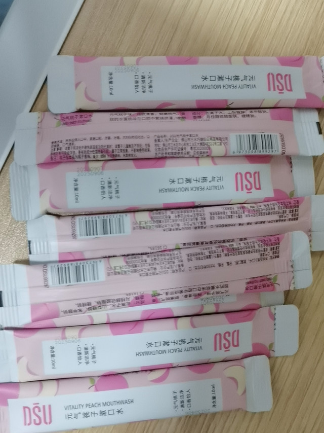 整体评价：桃子味道浓厚，很好闻