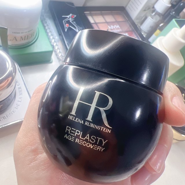 赫莲娜黑绷带- - 30%浓度玻色因，市面上玻色因浓度最高的面霜，心心念念终于到手了！值！