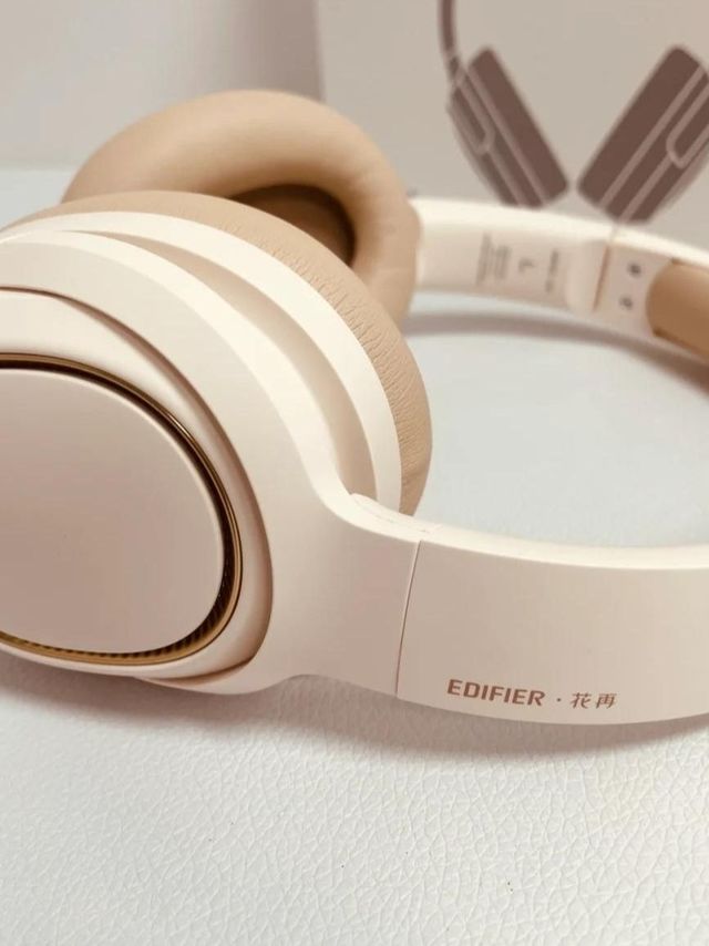 高颜值平价耳机，降噪也很牛