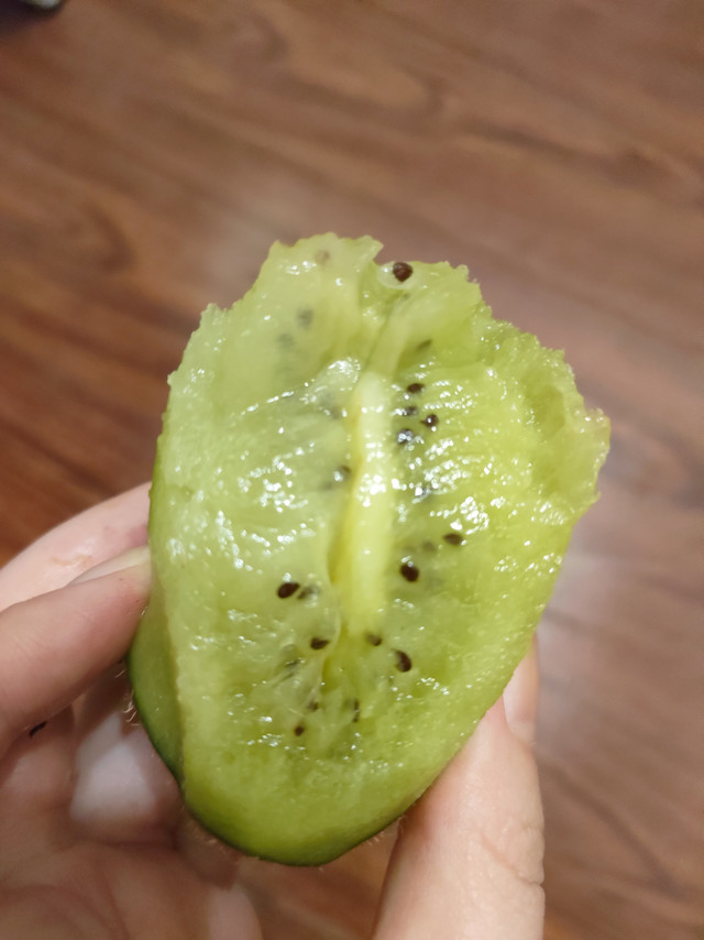 鲜嫩口感棒的猕猴桃