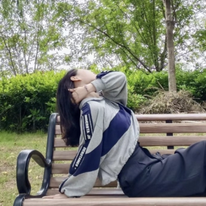 女上装