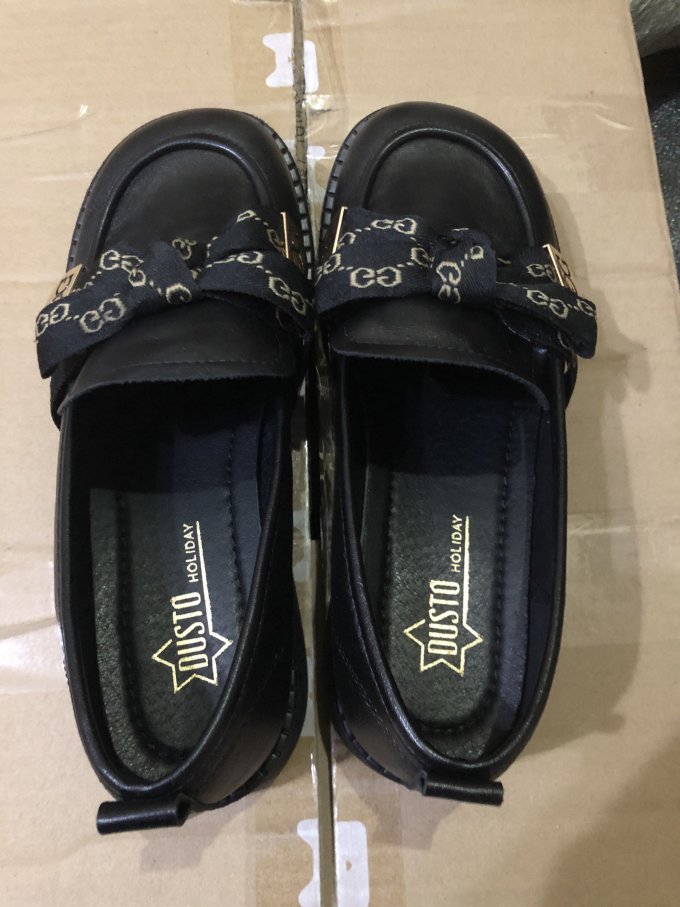 女士休闲鞋