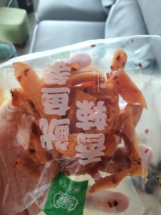 谁会拒绝超级好吃的香辣鱿鱼。
