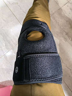 用一款护膝保护好自己的膝盖