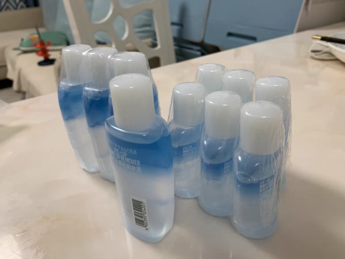 美宝莲卸妆产品