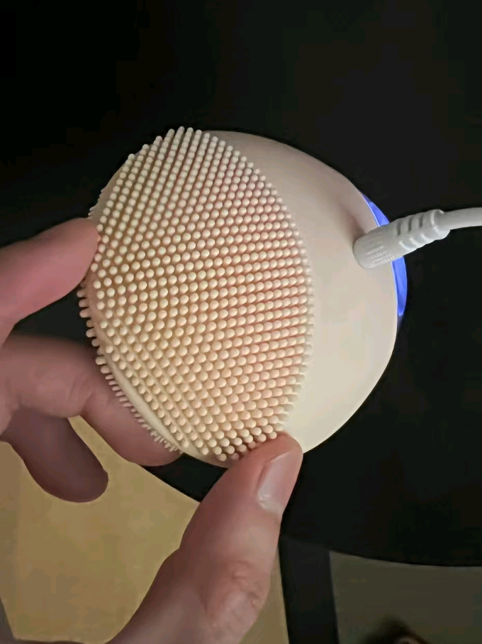 洁面仪