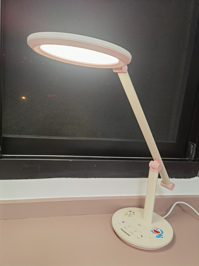 松下普通台灯