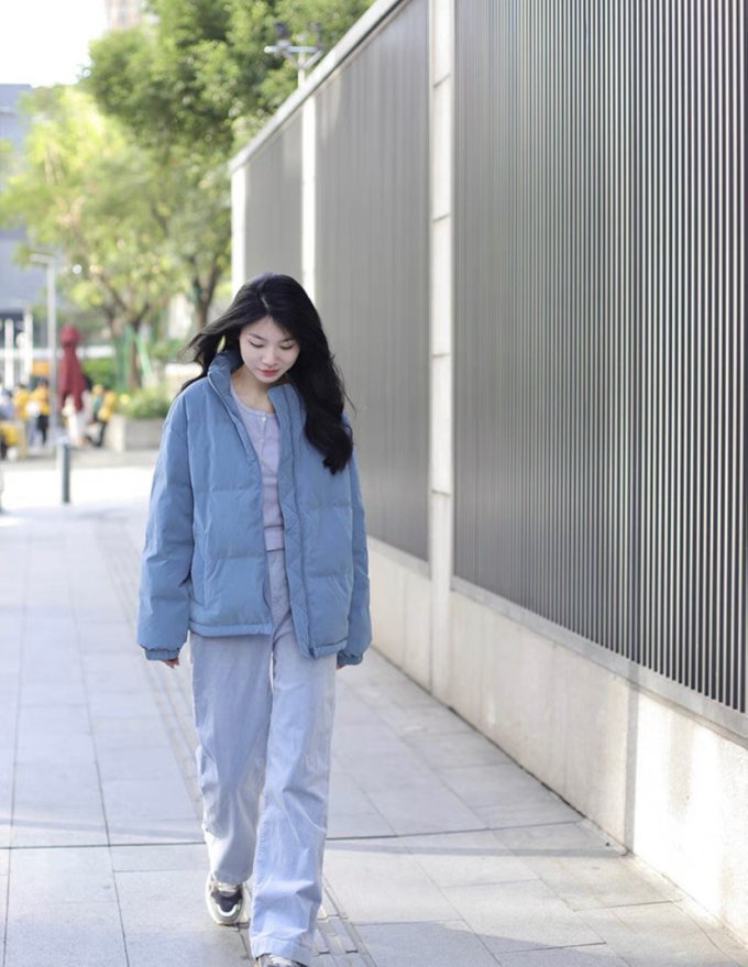 盖璞女士羽绒服