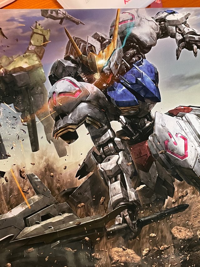 男朋友生日送高达给他 他为什么让我滚