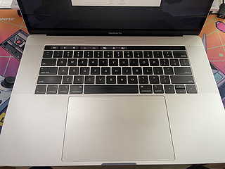 美亚的Macbookpro2018款15.4寸高配笔记本