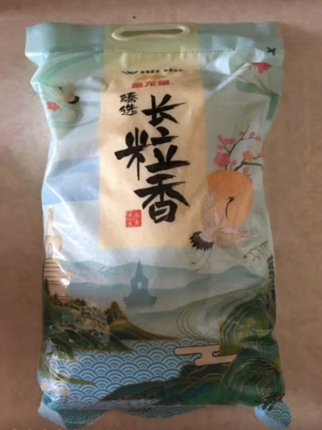 煮出来的米饭香糯，质感细腻！