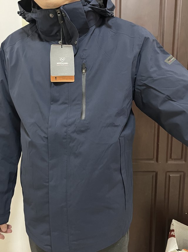 给程序猿老公买得诺诗兰冲锋衣到了