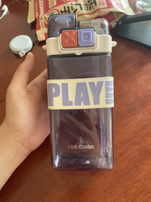 多喝水皮肤好 谁能拒绝这么好看的水杯呢