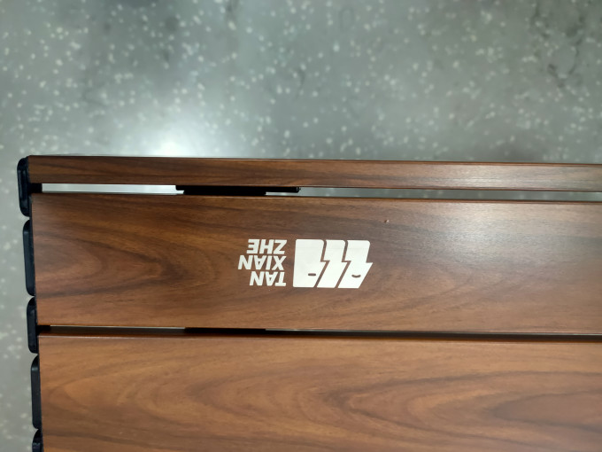 探险者野营烧烤