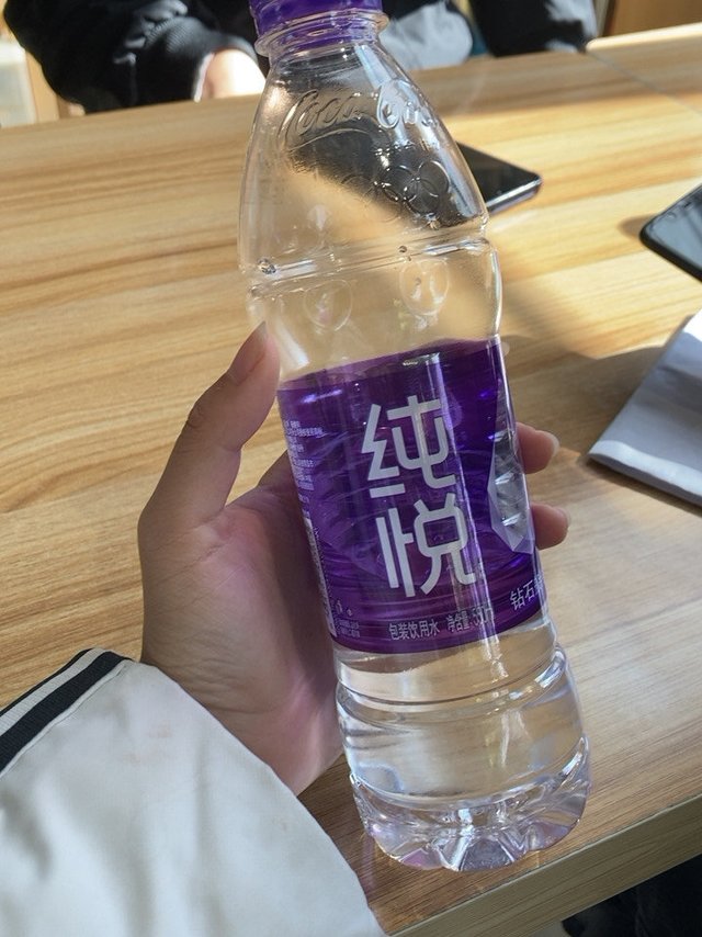 可口可乐旗下优质矿泉水纯悦
