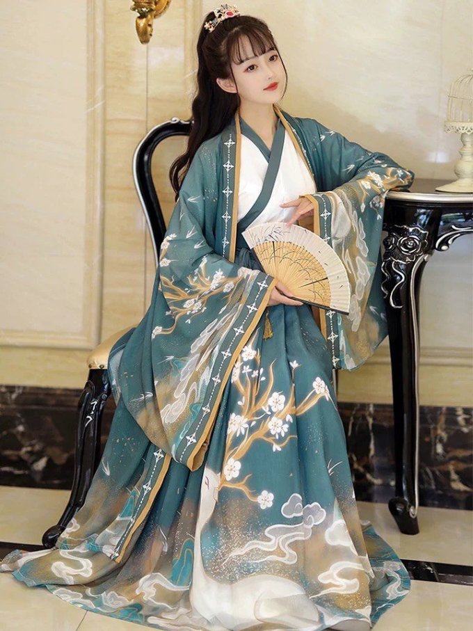 雪若倾汉服