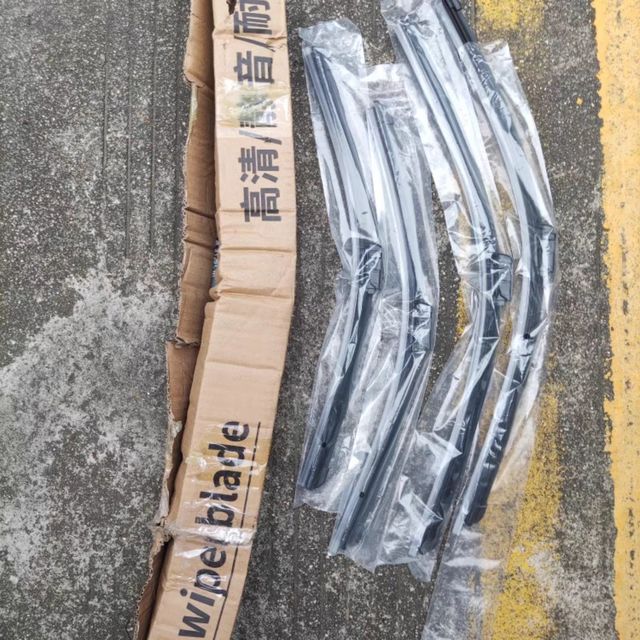 雨刮器这价格还要什么自行车！