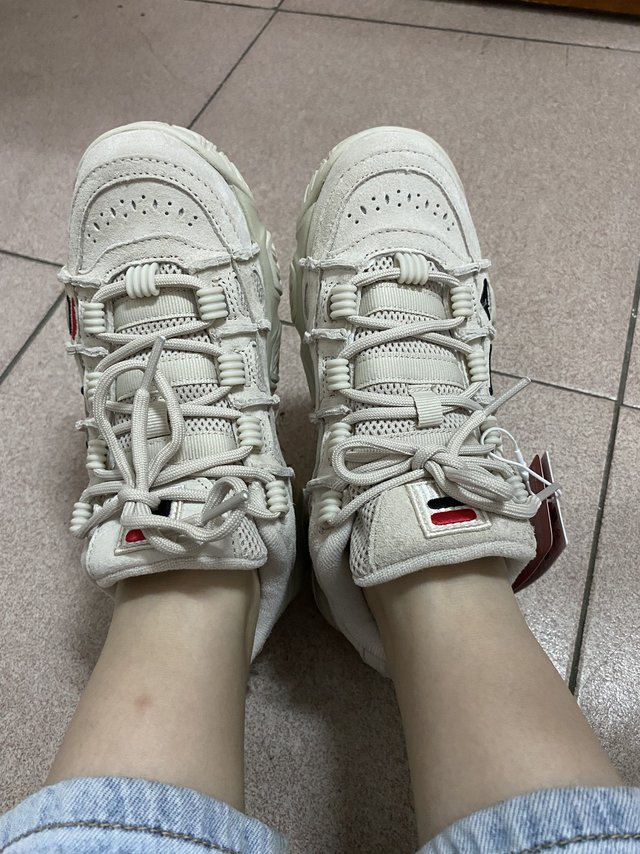 第一次买老爹鞋 感觉良好