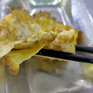 今天是好吃的鸡蛋榨菜饼做法～