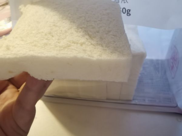 没有面包边的切片吐司！