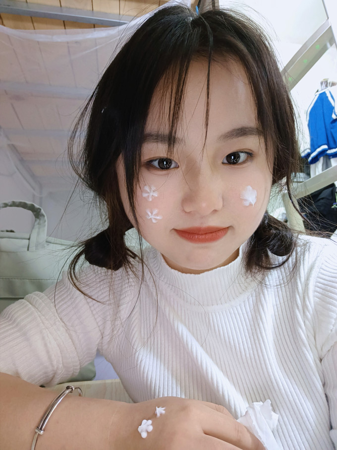朴物大美护手霜