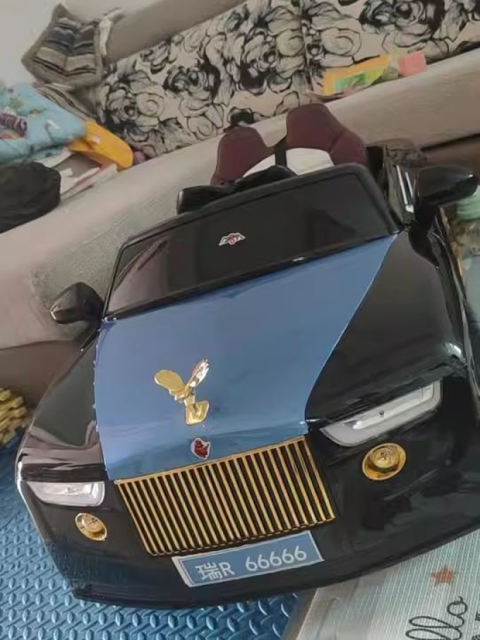 儿童电动车