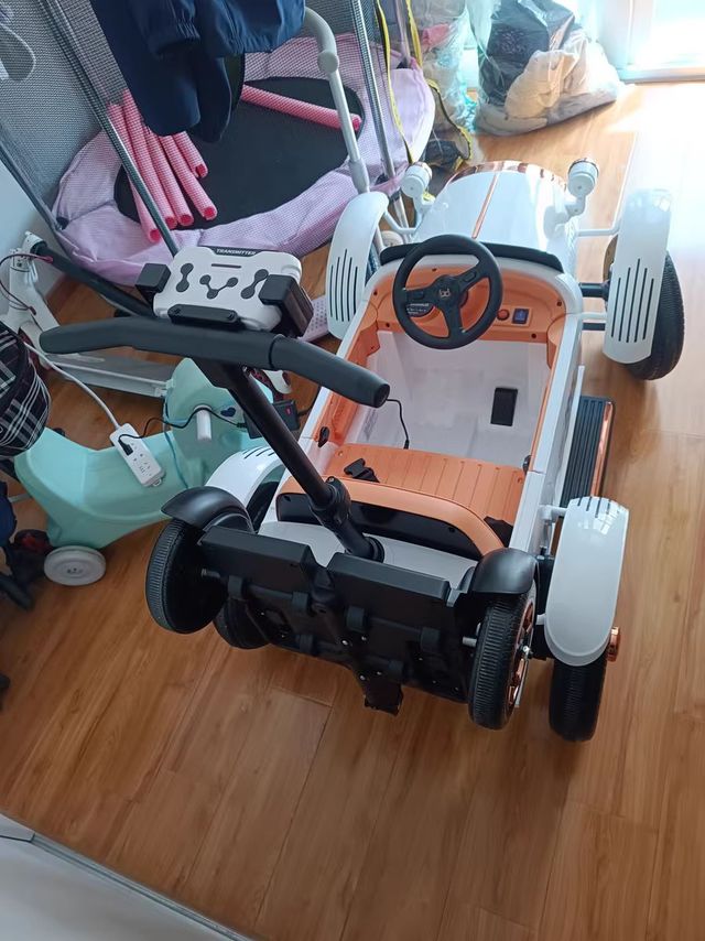 儿童电动车四轮汽车