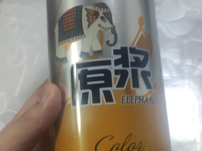 百威精酿啤酒