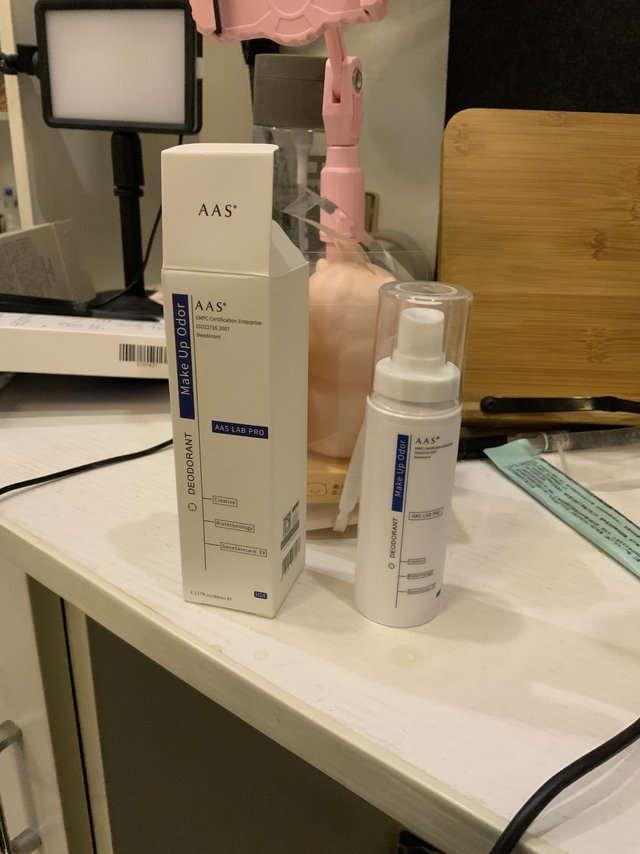 止汗露推荐。夏天出汗容易臭臭的。就经常用