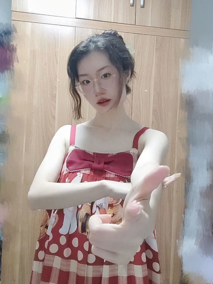 连衣裙