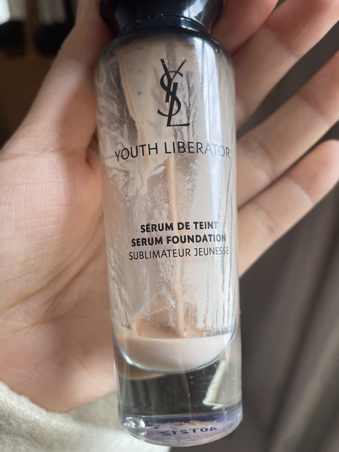 圣罗兰粉底液
