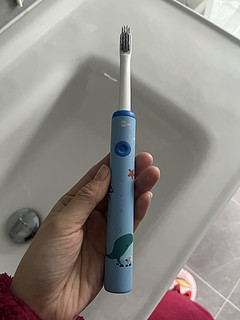 儿童电动牙刷 用还是不用
