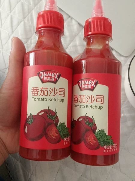 番茄沙司口感酸甜可口小孩很喜欢