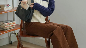 今年很喜欢灯芯绒，这种棕色灯芯绒裤好时髦！