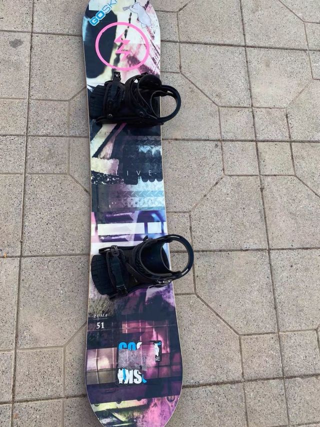 拉风的滑雪板