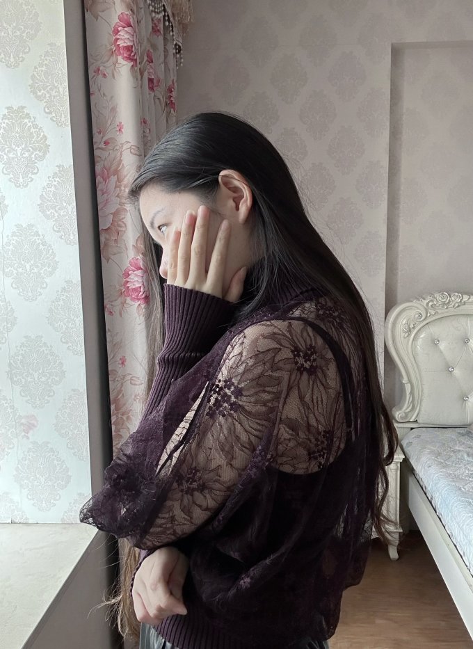 欣贺卓雅女士毛衣