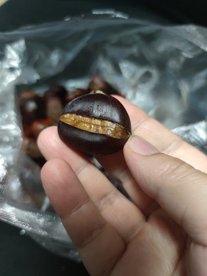 富亿农坚果炒货