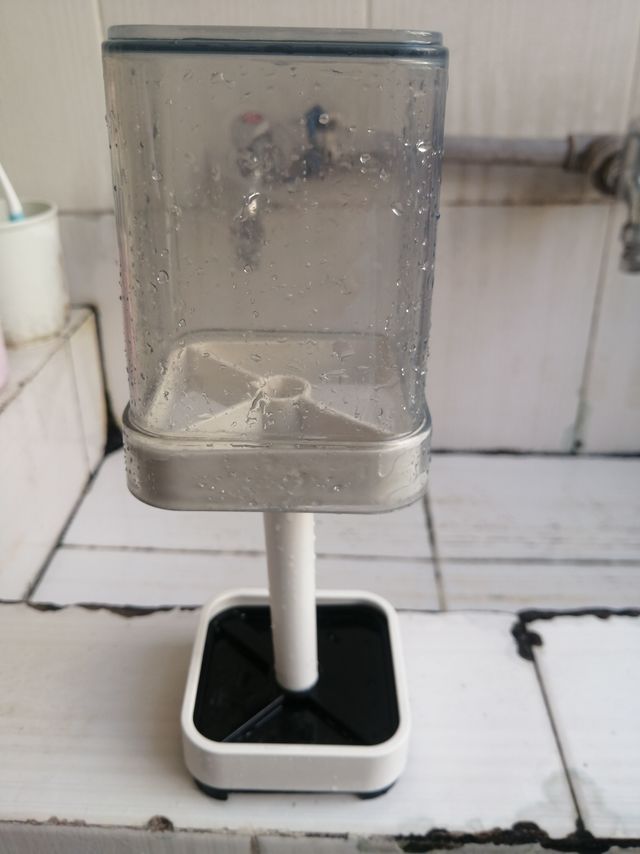 防尘沥水多用漱口杯