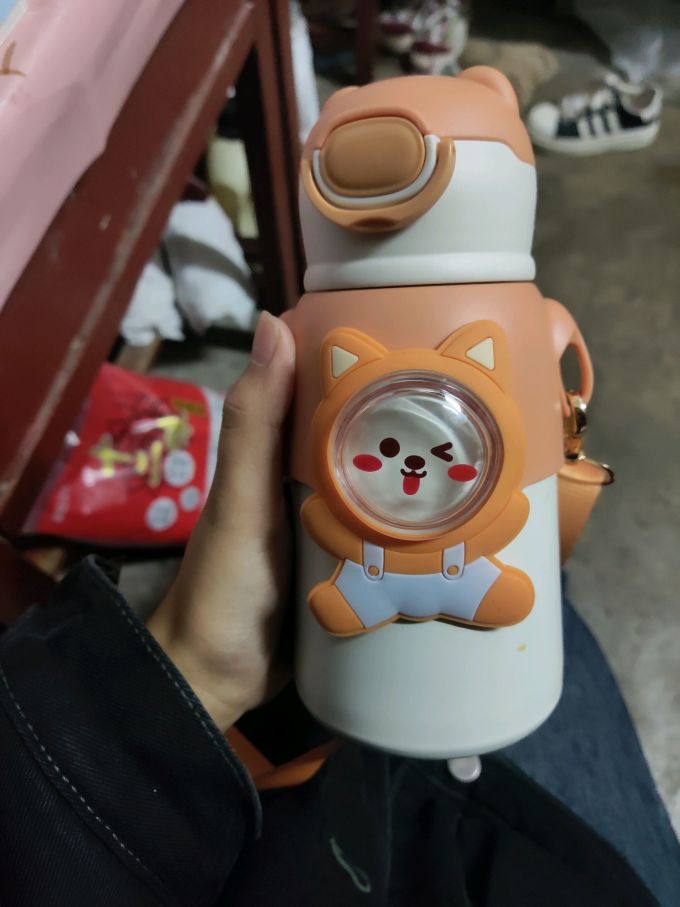 优隆儿童保温杯