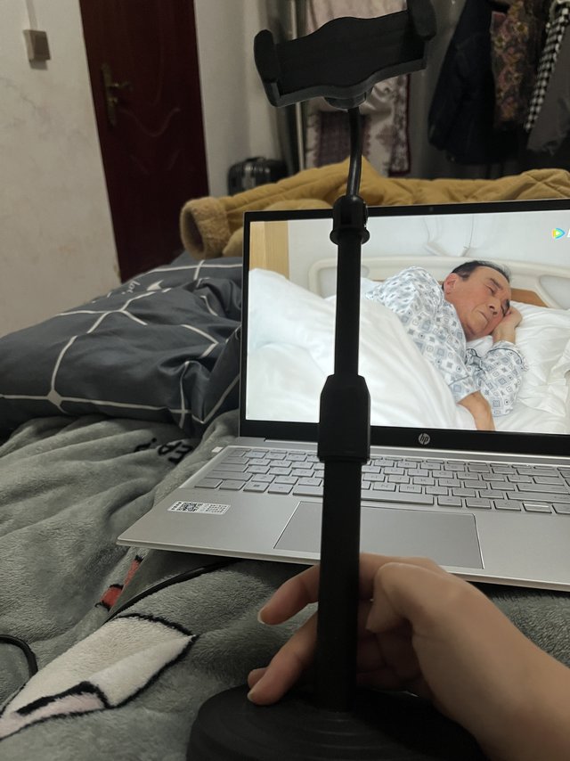 好用的手机支架冲冲冲！
