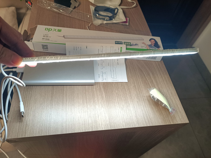 久量普通台灯