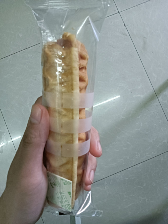 良品铺子面包