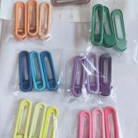 不同的发型尝试不同的风格体验不同的心情
