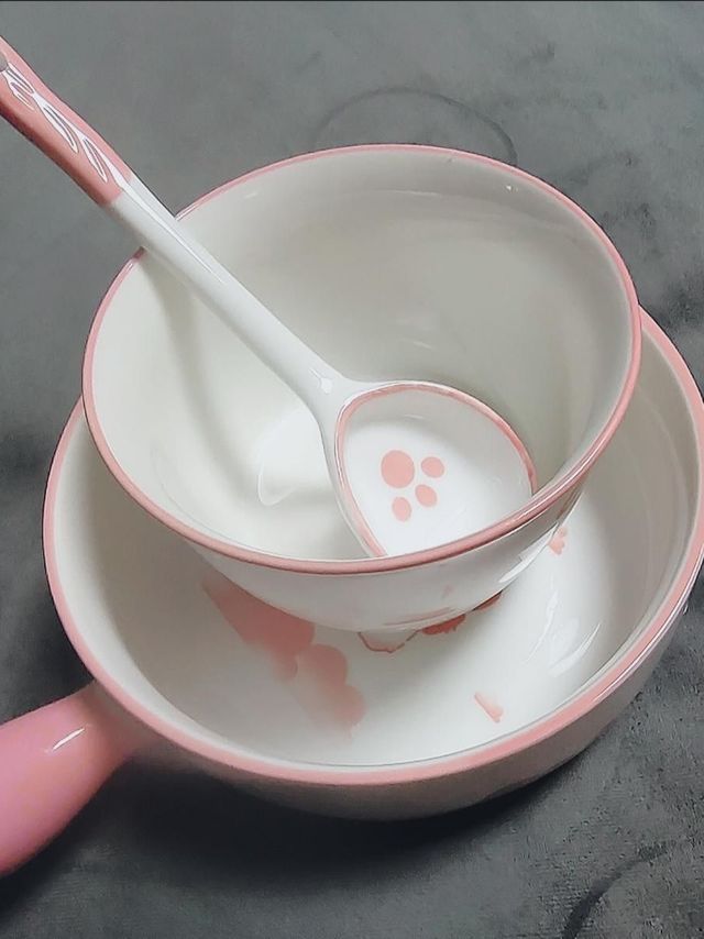 很喜欢的一套餐具组合。